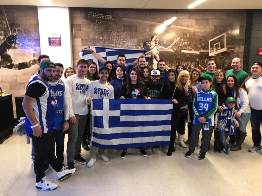 NBA: Γέμισε Ελλάδα το TD Garden των Σέλτικς στην ελληνική βραδιά (photos+videos)