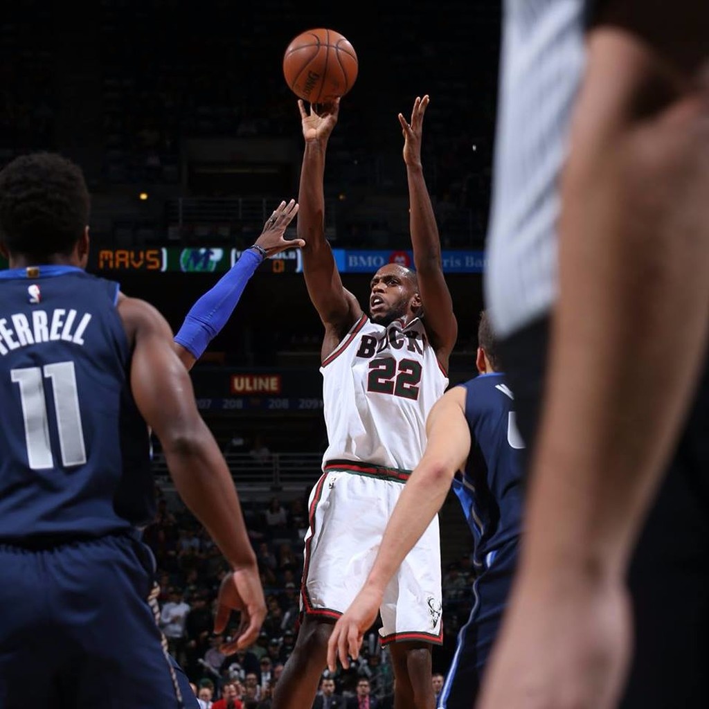 NBA: Νέα μαγικά Αντετοκούνμπο (photos+video)