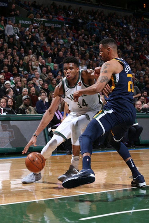 NBA: Ασταμάτητος ο Αντετοκούνμπο! (photos+video)