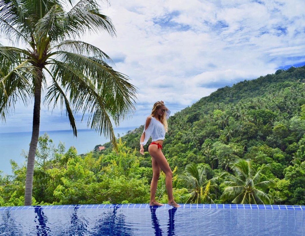 Αυτή είναι η πιο σέξι αθλήτρια με κολασμένες πόζες!