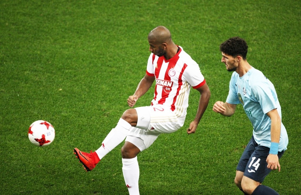 Ολυμπιακός: Σκάει… μυθική πρόταση για Σεμπά (photos)