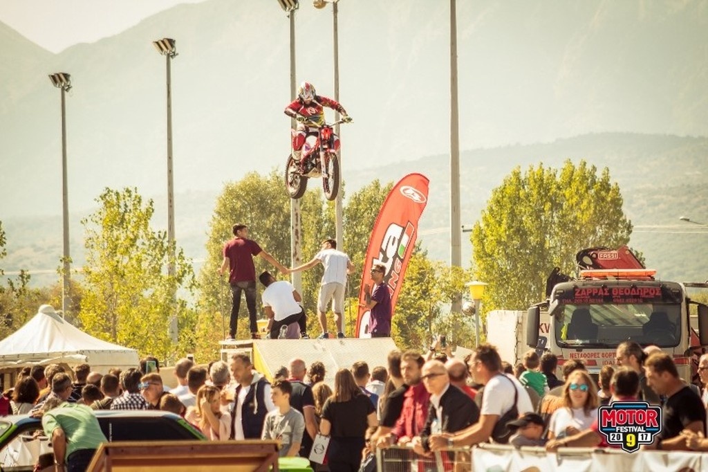 Πτήσεις αδρεναλίνης στο X Motor Festival των Τρικάλων! (photos)