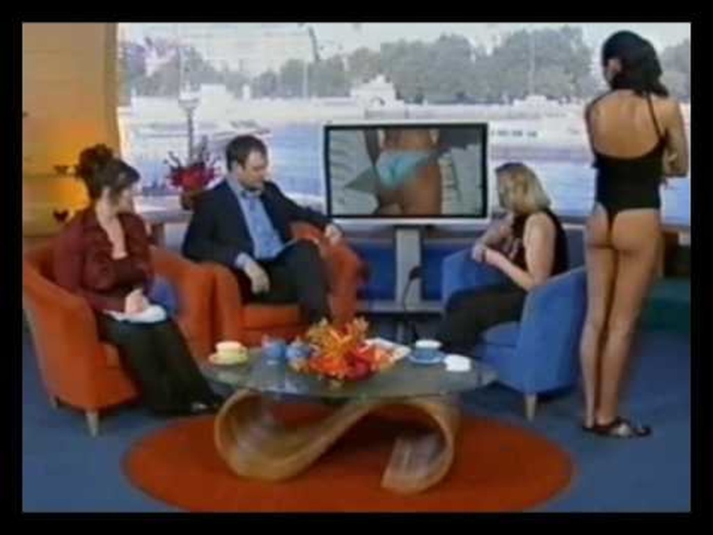 Επικό! Μέντιουμ διαβάζουν οπίσθια και λένε το μέλλον! (photos+video)