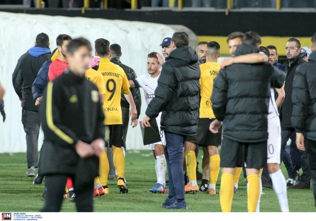 Χαμός και επεισόδιο με Παπαδόπουλο στο Άρης-ΟΦΗ! (photos)