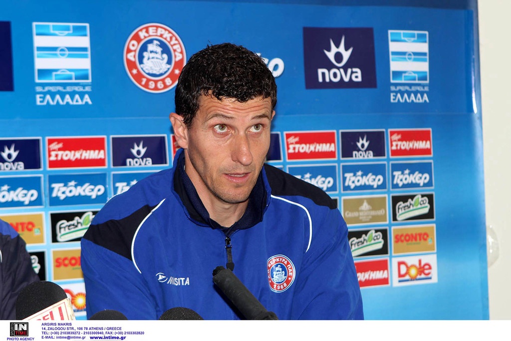 Πρώην προπονητής του Ολυμπιακού Βόλου και της Κέρκυρας πρώτος υποψήφιος για Σεβίλλη (photo)