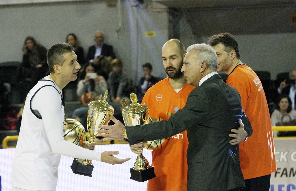 Το «ευχαριστώ» του Γκάλη (photos)