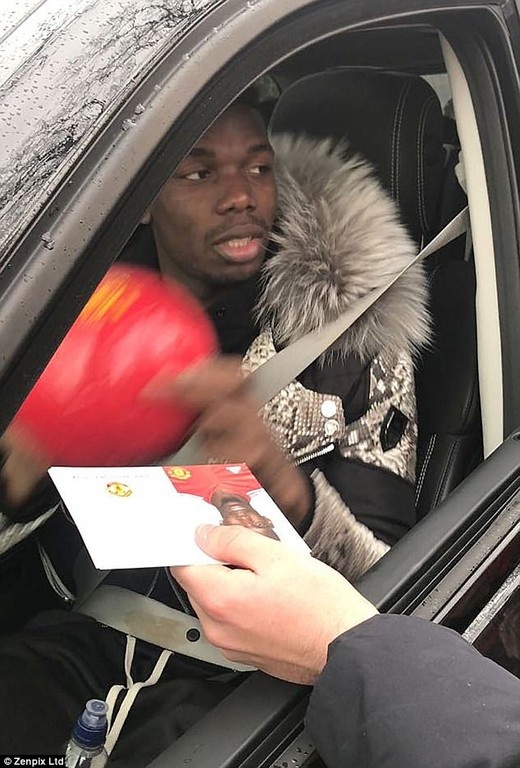 Που έτσι ρε Πογκμπά!