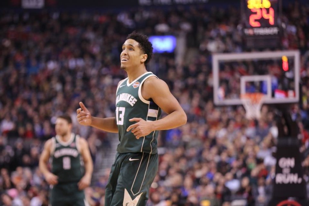 NBA: Ο ΝτεΡοζάν λύγισε Αντετοκούνμπο και Μπακς! (photos+video)