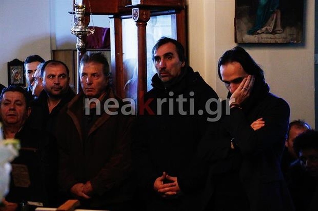 Ευγένιος Γκέραρντ: Πλήθος κόσμου στο «τελευταίο αντίο»! (photos)