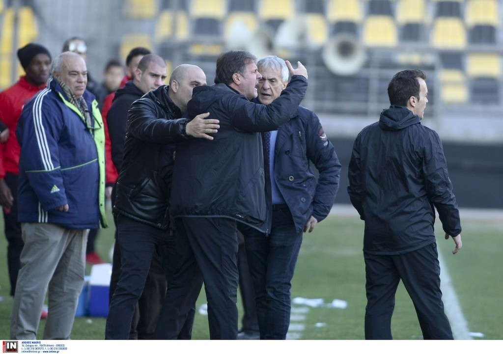Χαμός στο Άρης-Απόλλωνας Πόντου - «Ξύλο» στα αποδυτήρια και σπασμένο πόδι (photos)