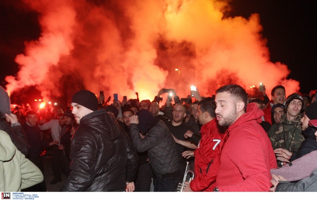 Ολυμπιακός: Ο Μιραλάς γύρισε σπίτι του και αποθέωθηκε