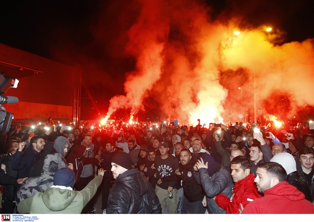 Ολυμπιακός: Ο Μιραλάς γύρισε σπίτι του και αποθέωθηκε