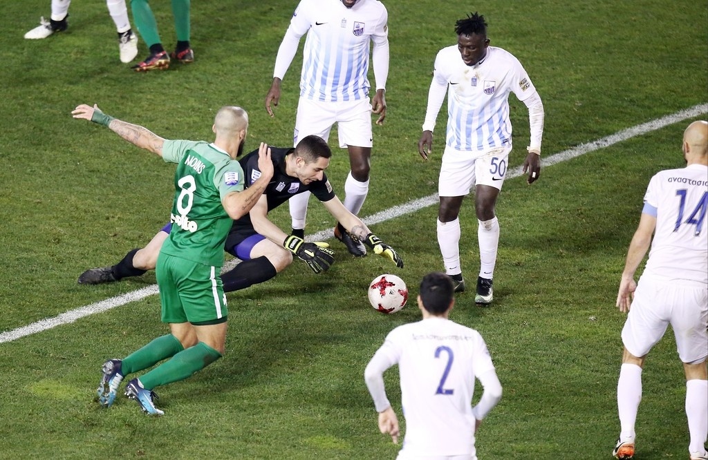 Παναθηναϊκός-Λαμία: Ένταση και… μπινελίκια στη Λεωφόρο (photos)