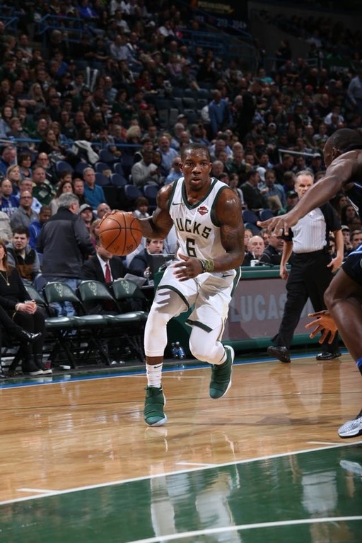 NBA: Δεν ίδρωσαν Μπακς και Giannis (photos+video)