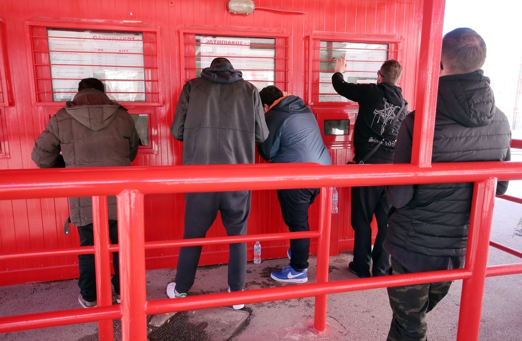 Ολυμπιακός: Ξεκίνησε η διάθεση των εισιτηρίων με ΑΕΚ (photos)