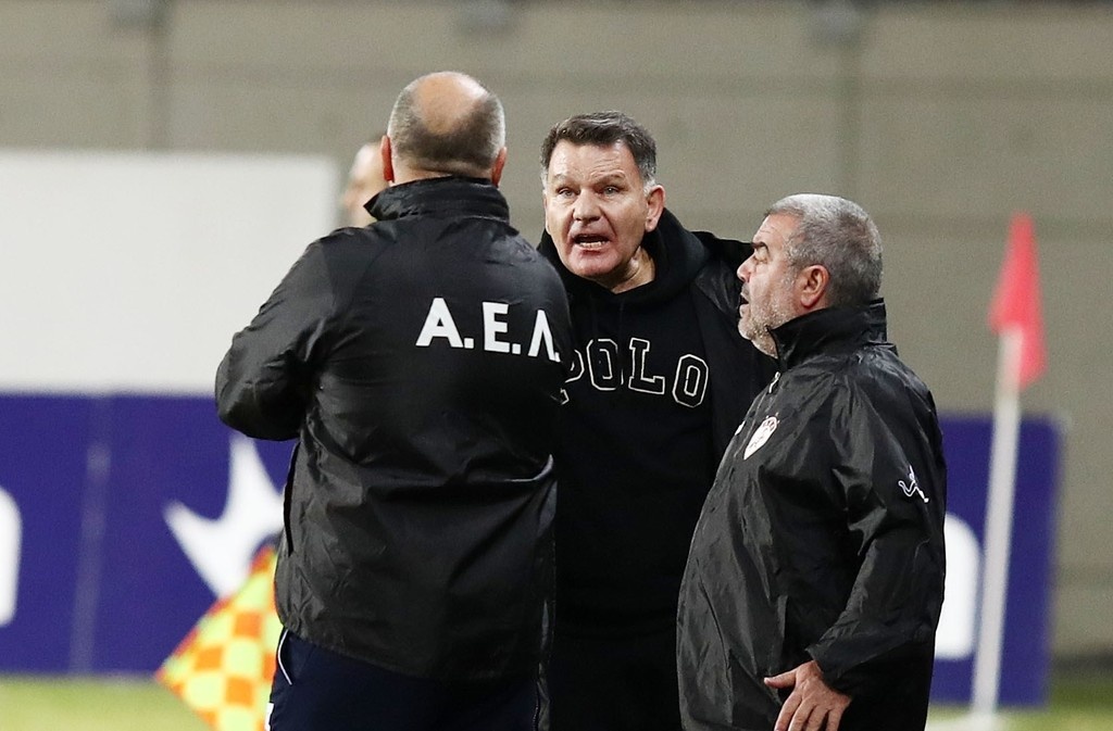 ΑΕΛ-ΑΕΚ: Αποβλήθηκε ο Κούγιας (photos)