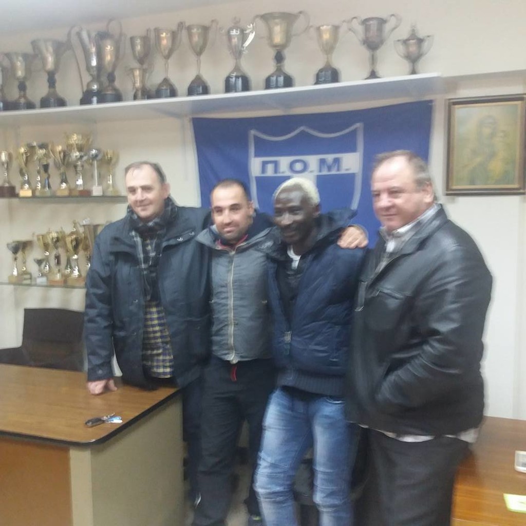 Έκπληξη με τη νέα ομάδα του Ογκουνσότο (photos)