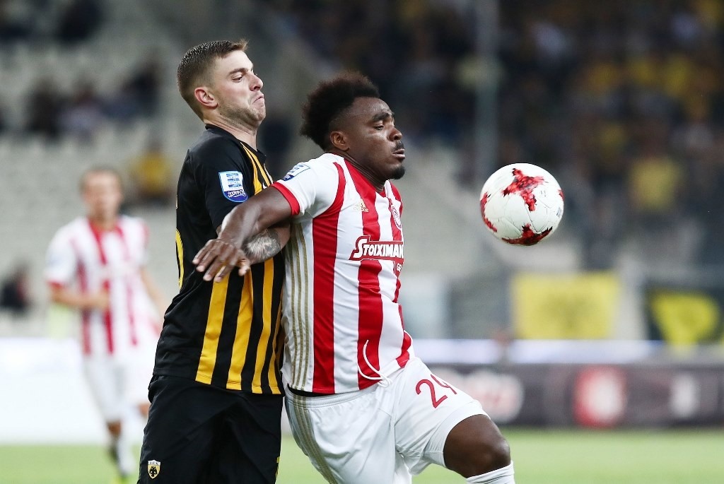 Ολυμπιακός: Εκεί πάει ο Εμενίκε (photos)