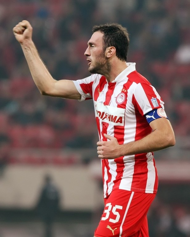 Ολυμπιακός: Προβάρει τα «ερυθρόλευκα» ο Τοροσίδης! (photos)