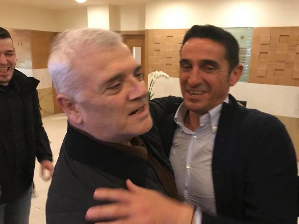 Παροξυσμός και τρελή υπoδοχή στους παίκτες της ΑΕΚ! (video)