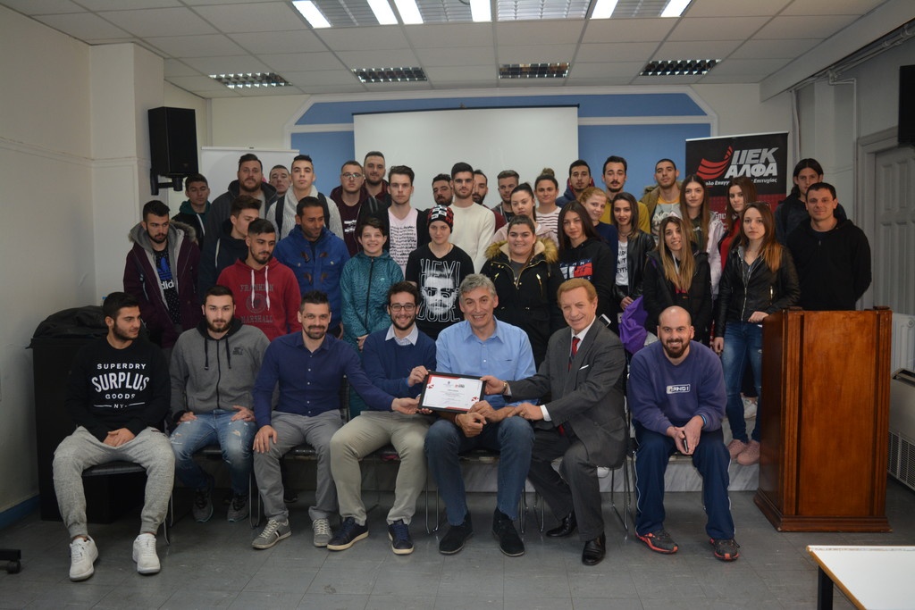 Ο Φασούλας στο ΙΕΚ ΑΛΦΑ: «Θα ήθελα εκτός από αθλητική και πολιτική καριέρα, να είχα και ένα πτυχίο»