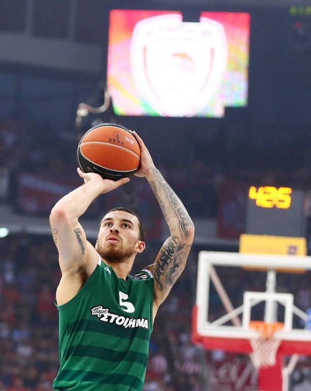 Παναθηναϊκός Superfoods: Έτσι θα… γκρεμίσει το ΟΑΚΑ ο Τζέιμς! (photos+videos)