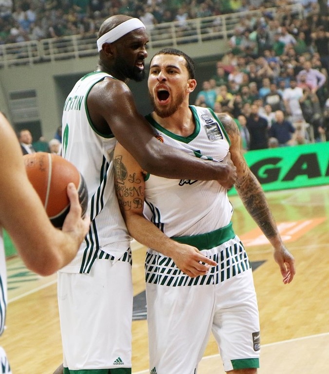 Παναθηναϊκός Superfoods: Έτσι θα… γκρεμίσει το ΟΑΚΑ ο Τζέιμς! (photos+videos)