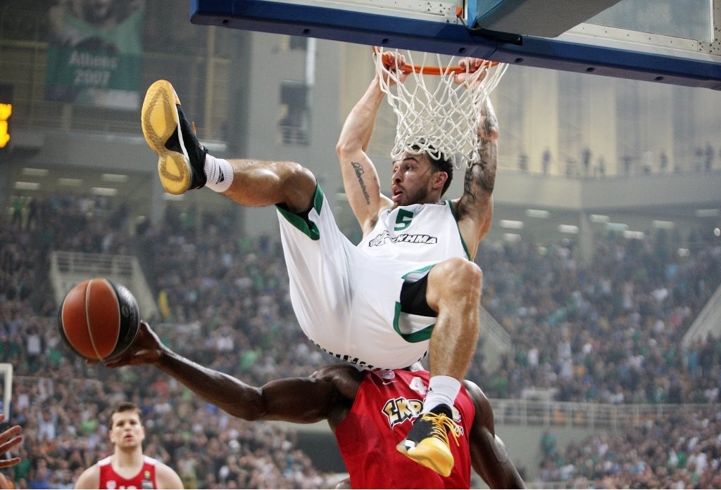 Παναθηναϊκός Superfoods: Έτσι θα… γκρεμίσει το ΟΑΚΑ ο Τζέιμς! (photos+videos)