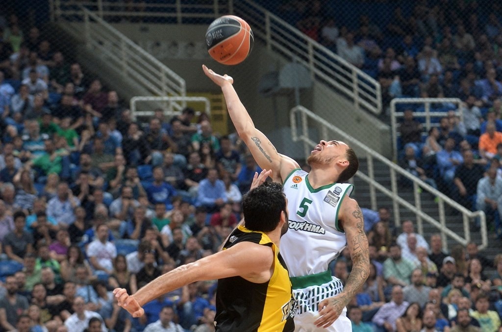 Παναθηναϊκός Superfoods: Έτσι θα… γκρεμίσει το ΟΑΚΑ ο Τζέιμς! (photos+videos)