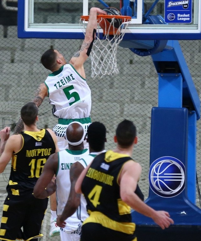 Παναθηναϊκός Superfoods: Έτσι θα… γκρεμίσει το ΟΑΚΑ ο Τζέιμς! (photos+videos)