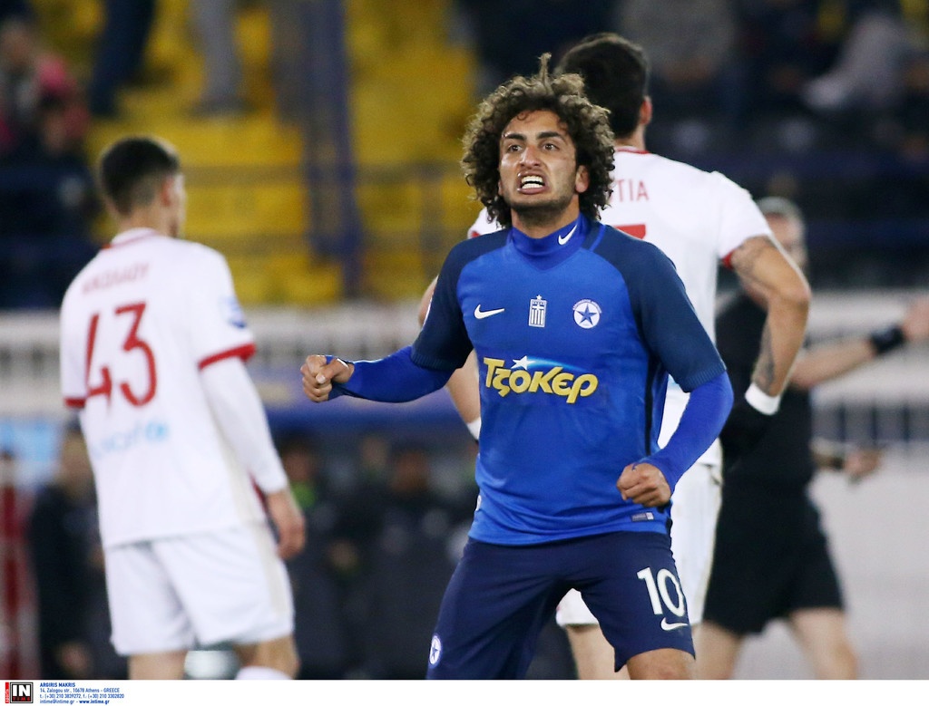 Έξαλλος ο Ουάρντα με τα ρατσιστικά συνθήματα οπαδών του Ολυμπιακού