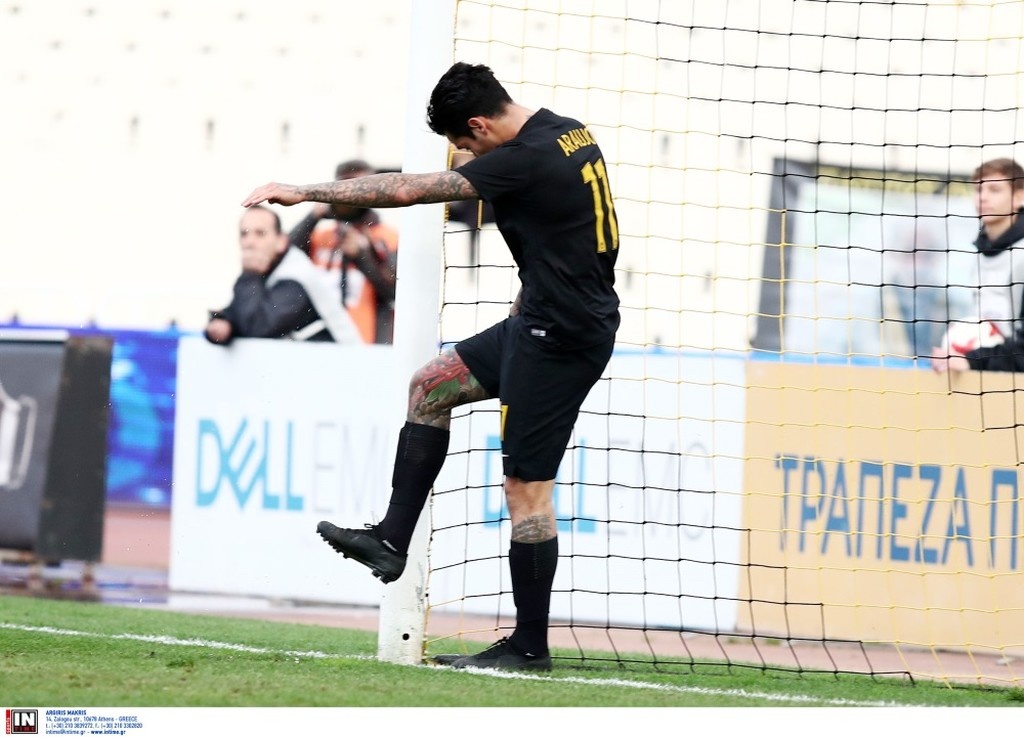 Καρέ καρέ η χαμένη ευκαιρία της χρονιάς από τον Αραούχο! (photos)