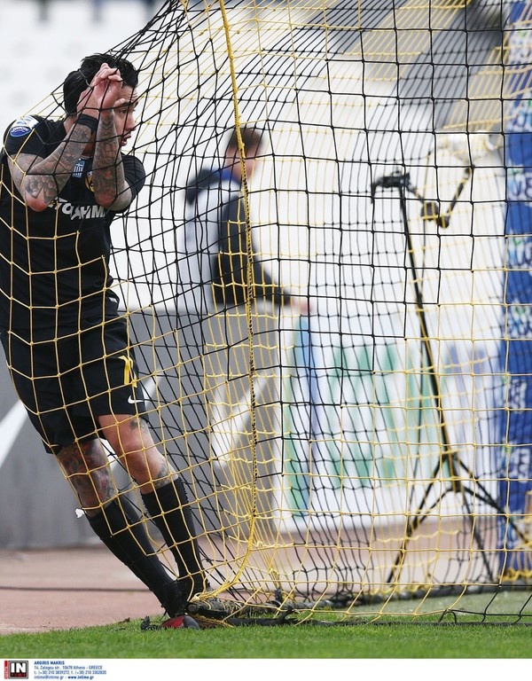 Καρέ καρέ η χαμένη ευκαιρία της χρονιάς από τον Αραούχο! (photos)