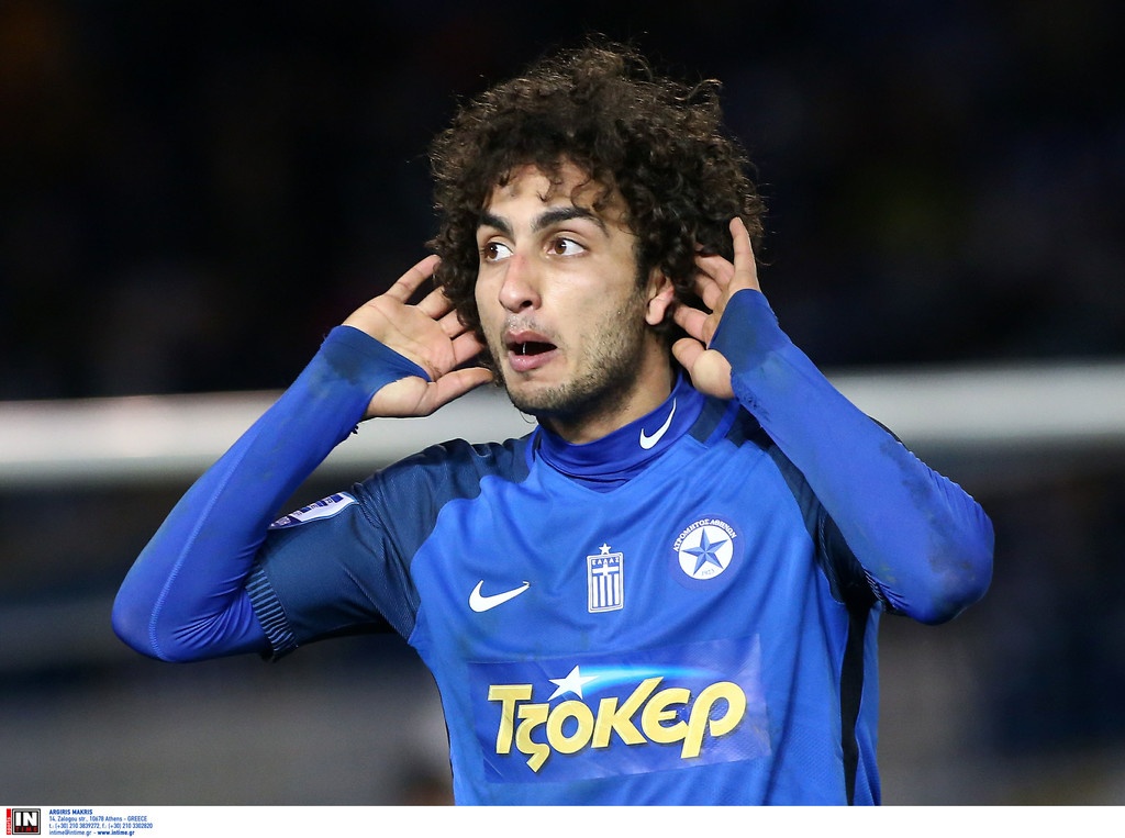 Έξαλλος ο Ουάρντα με τα ρατσιστικά συνθήματα οπαδών του Ολυμπιακού