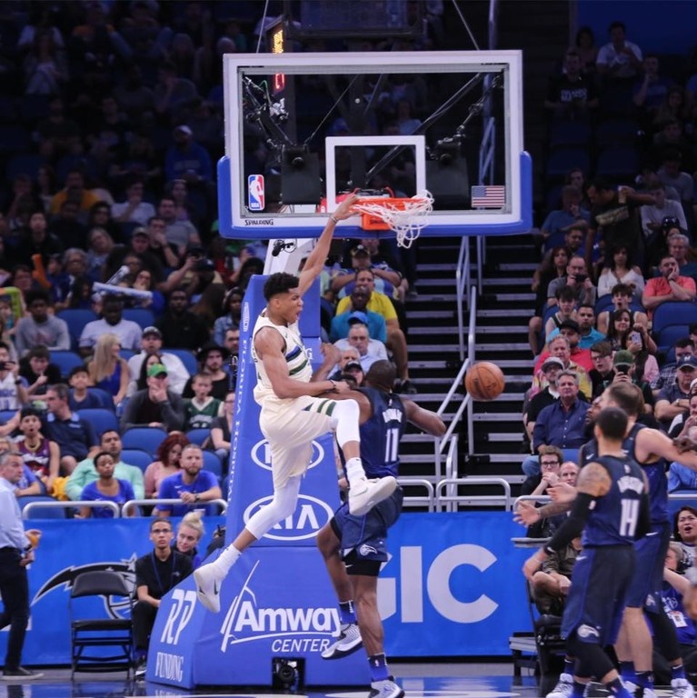 NBA: Μαγικά Αντετοκούνμπο στο Ορλάντο και «διπλό» οι Μπακς (photos+video)