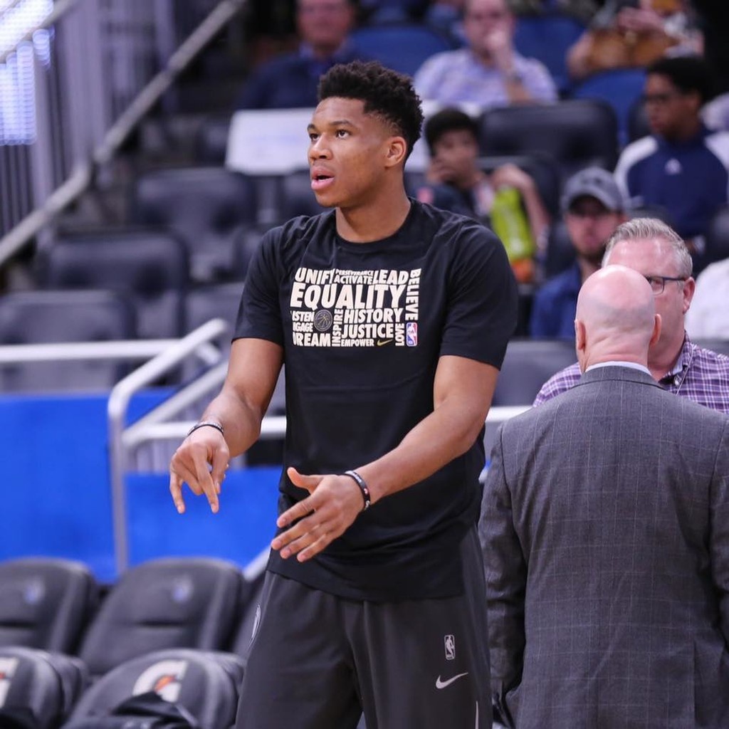 NBA: Μαγικά Αντετοκούνμπο στο Ορλάντο και «διπλό» οι Μπακς (photos+video)