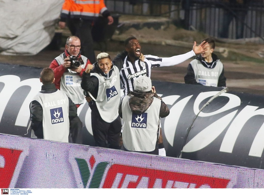 Ανατριχίλα! Η στιγμή που πρέπει ΟΠΩΣΔΗΠΟΤΕ να δεις από το ΠΑΟΚ-ΑΕΛ!