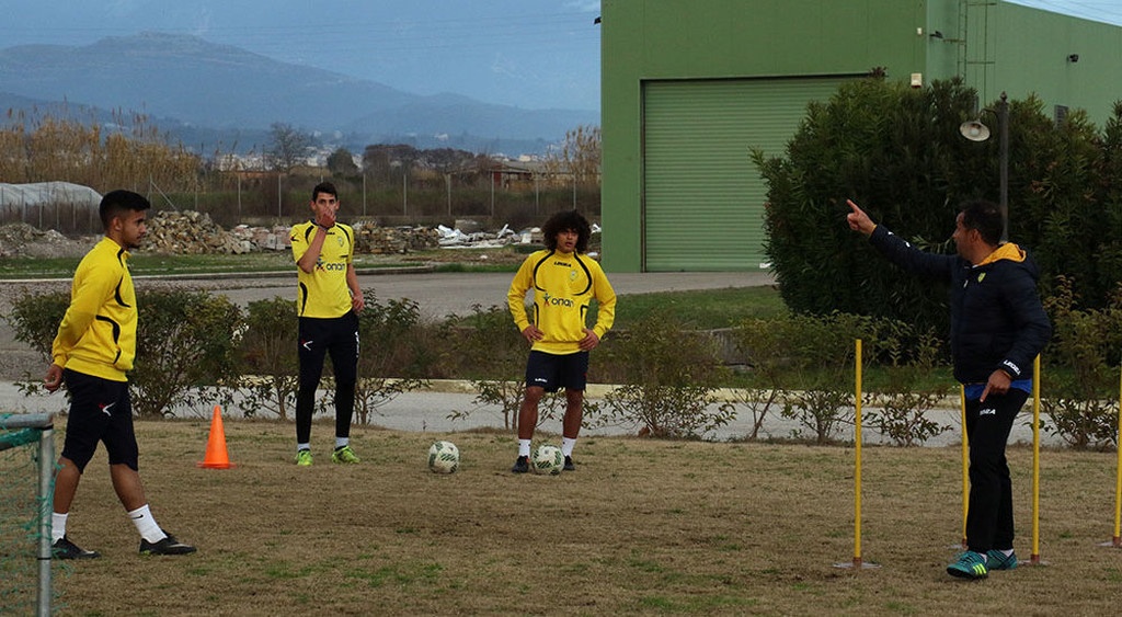 Έκπληξη με Λουτσιάνο σε ομάδα της Super League! (photos)