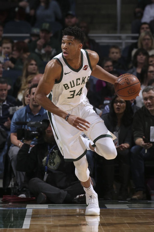 NBA: «Διπλός» Αντετοκούνμπο, νίκη οι Μπακς (photos+video)