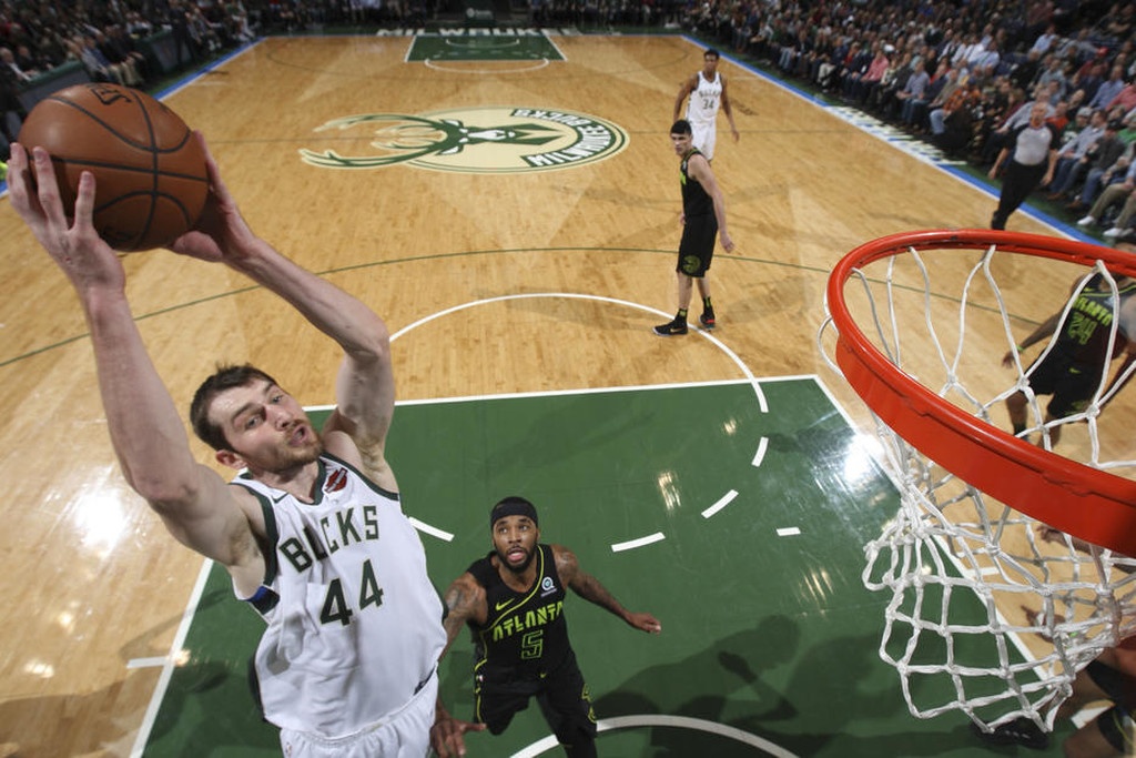 NBA: Οργίασε ο «τριπλός» Αντετοκούνμπο αλλά δεν το πήρε μόνος του! (photos+video)