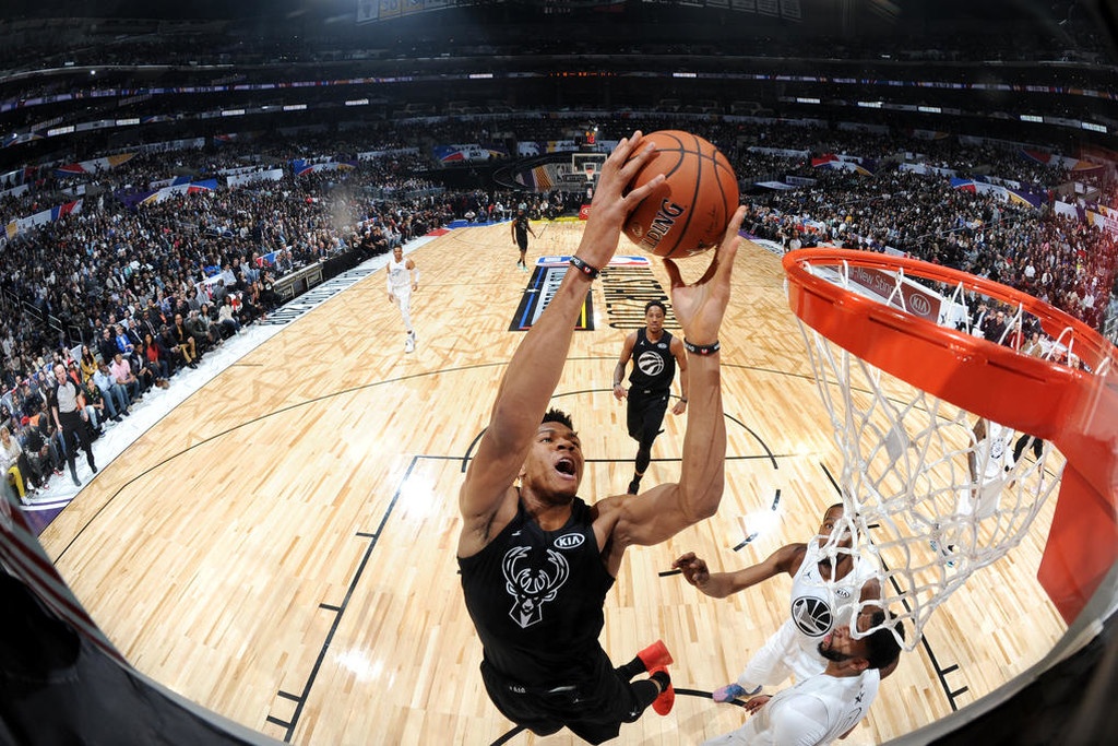 NBA All Star Game: Ο ΛεΜπρόν νίκησε Αντετοκούνμπο και πήρε το θρίλερ (photos+video)