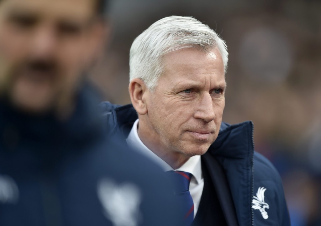 Κοντά στην έξοδο προπονητής της Premier League! (photos)