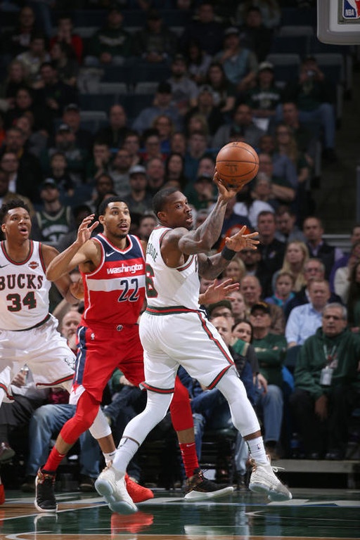 NBA: Δεν... τελείωσε μαγική επιστροφή ο Αντετοκούνμπο! (photos+video)