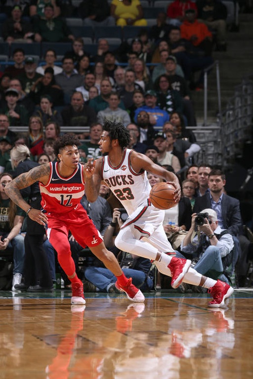NBA: Δεν... τελείωσε μαγική επιστροφή ο Αντετοκούνμπο! (photos+video)