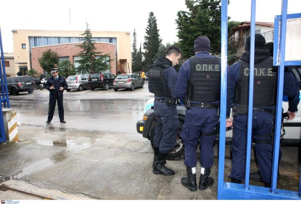 Εκδίκαση ΠΑΟΚ-Ολυμπιακός: Οπαδοί του «δικέφαλου» στα γραφεία της Super League!