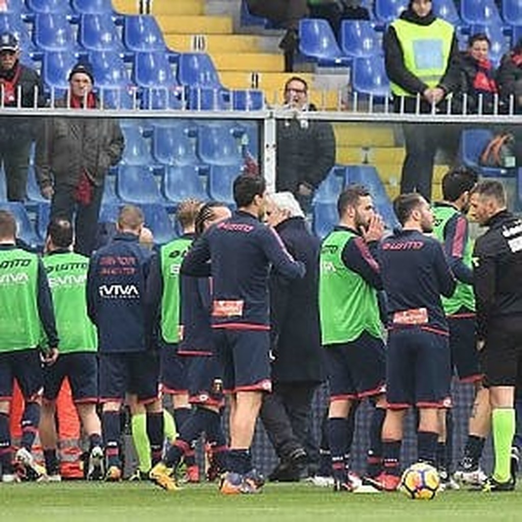 Τζένοα - Κάλιαρι: Αναβολή για το θάνατο Αστόρι! Συντετριμμένοι οι ποδοσφαιριστές (photos)