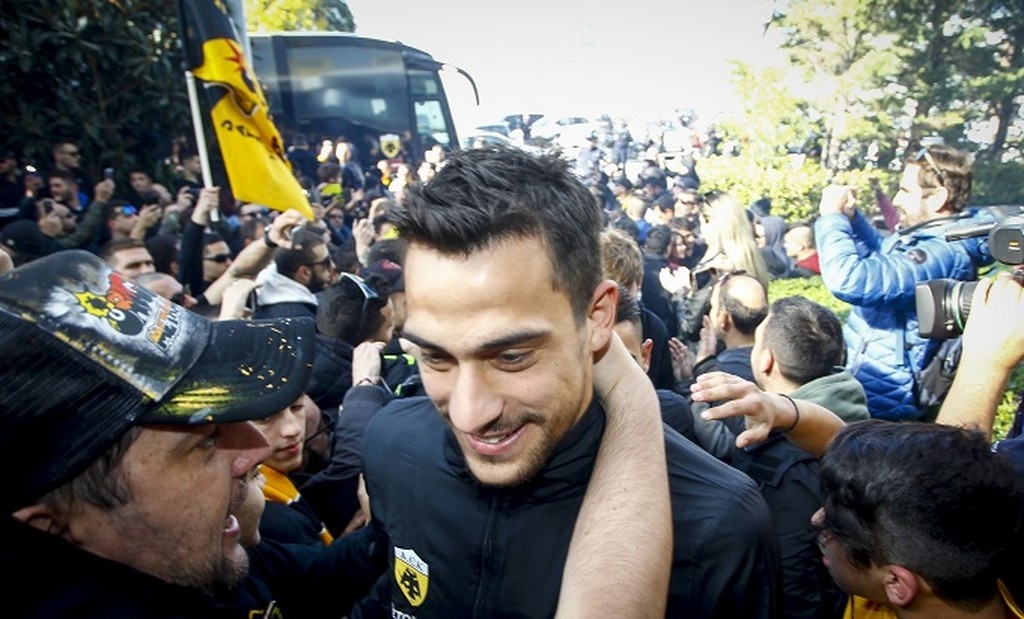 ΑΕΚ: Οπαδικές «ντόπες» και χαμός πριν την Τούμπα! (photos, videos)