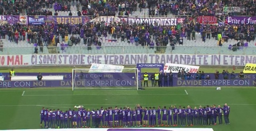 Ράγισαν καρδιές στο πρώτο ματς της Φιορέντινα μετά το χαμό του Αστόρι (photos, video)