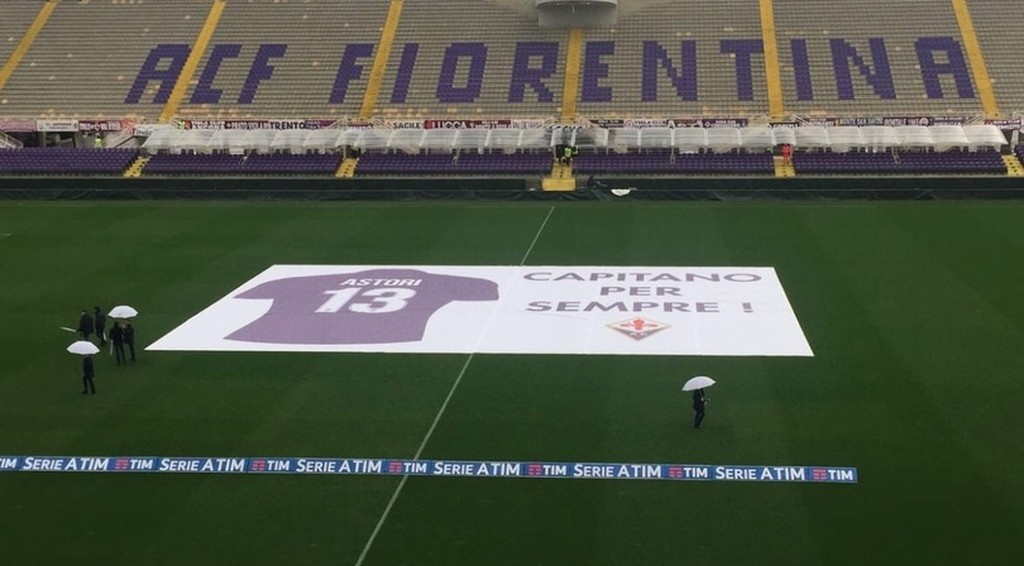Ράγισαν καρδιές στο πρώτο ματς της Φιορέντινα μετά το χαμό του Αστόρι (photos, video)