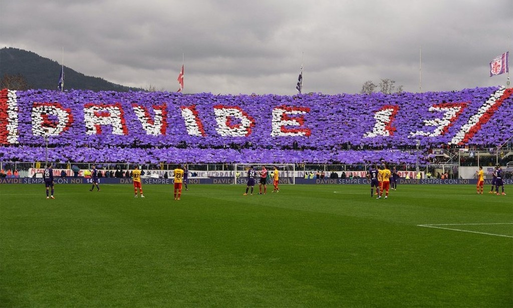 Ράγισαν καρδιές στο πρώτο ματς της Φιορέντινα μετά το χαμό του Αστόρι (photos, video)